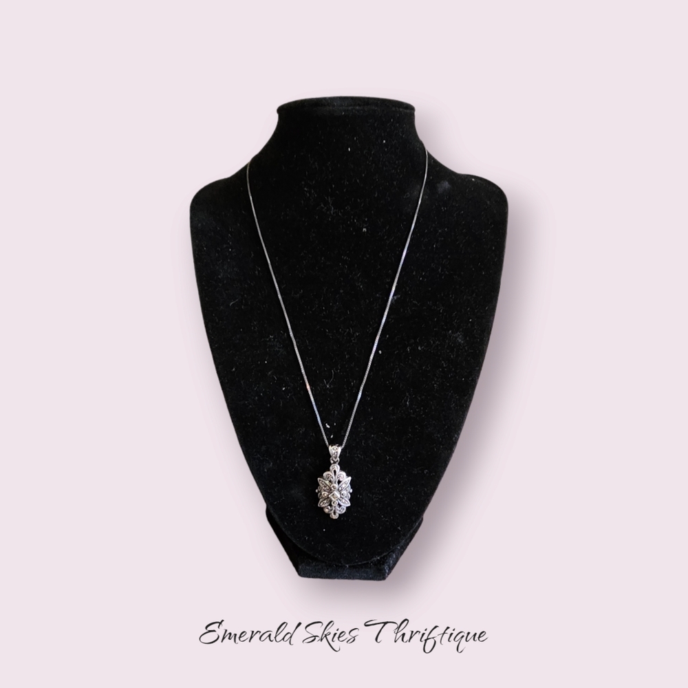 Stunning sterling silver vintage‎ necklace